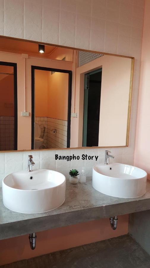 Bangpho Story Hostel Bangkok Bagian luar foto