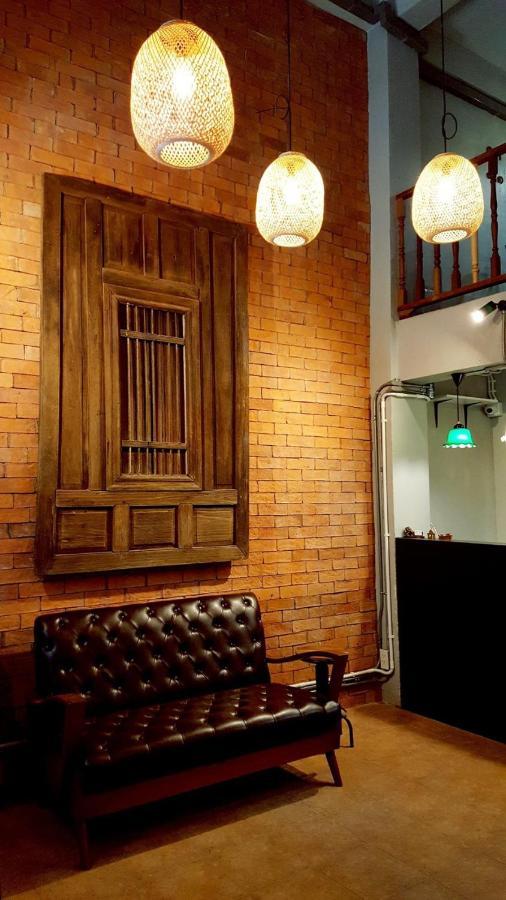 Bangpho Story Hostel Bangkok Bagian luar foto