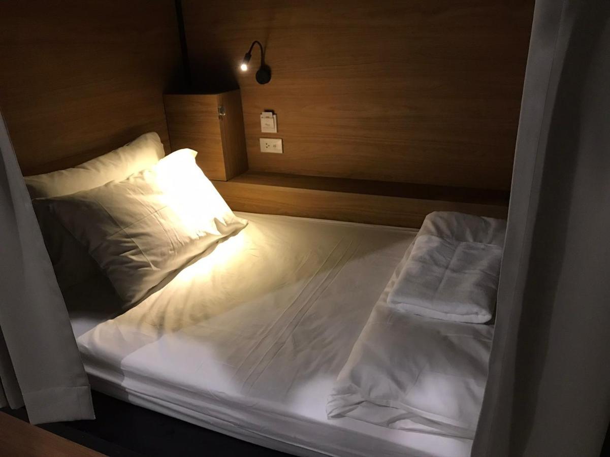 Bangpho Story Hostel Bangkok Bagian luar foto