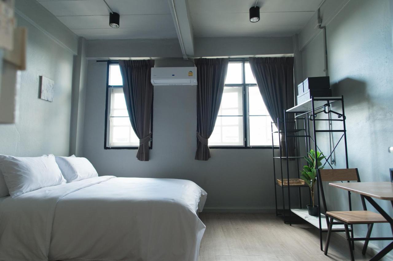 Bangpho Story Hostel Bangkok Bagian luar foto
