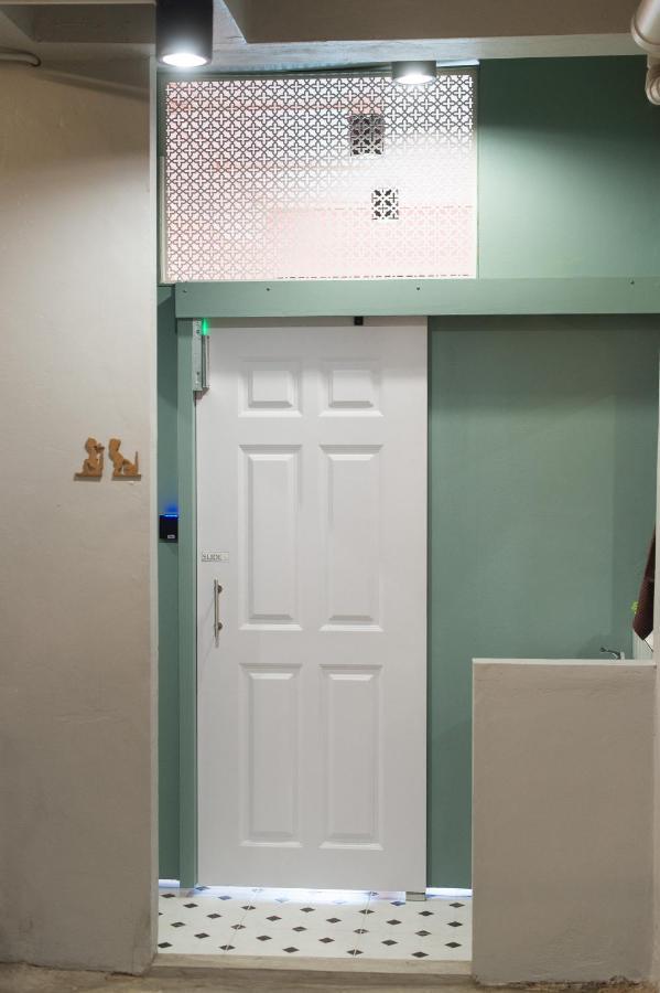 Bangpho Story Hostel Bangkok Bagian luar foto