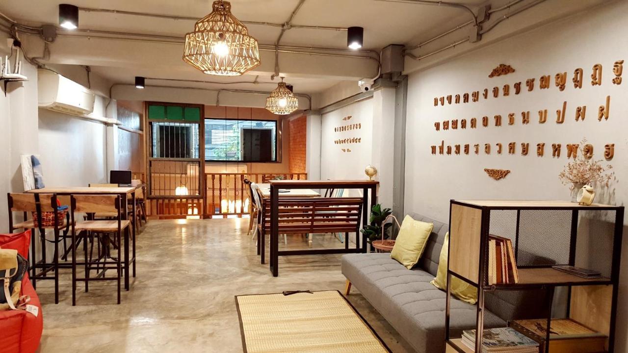 Bangpho Story Hostel Bangkok Bagian luar foto