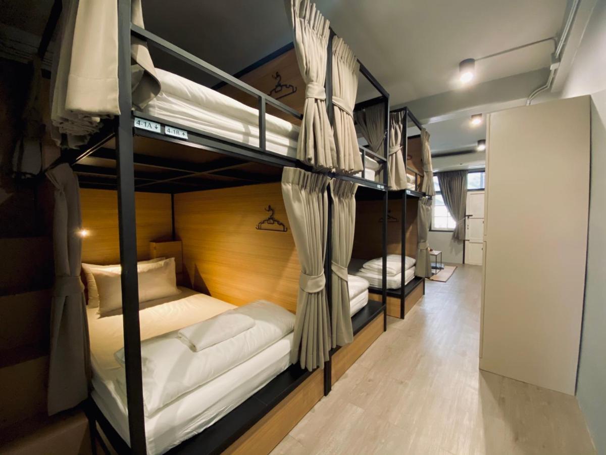 Bangpho Story Hostel Bangkok Bagian luar foto