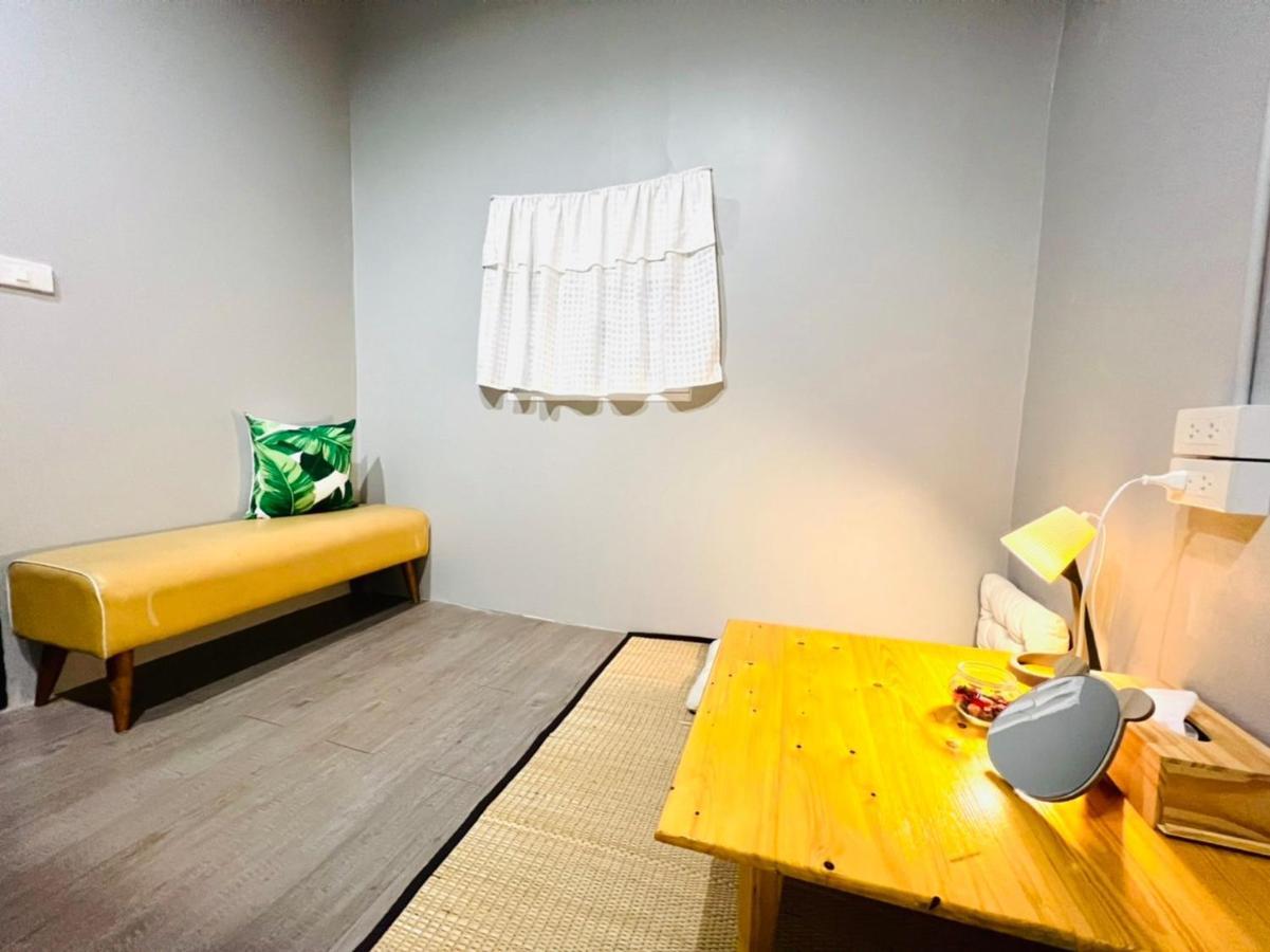 Bangpho Story Hostel Bangkok Bagian luar foto