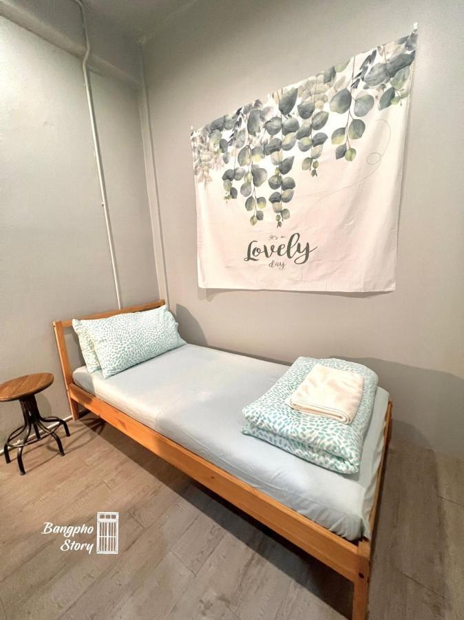 Bangpho Story Hostel Bangkok Bagian luar foto