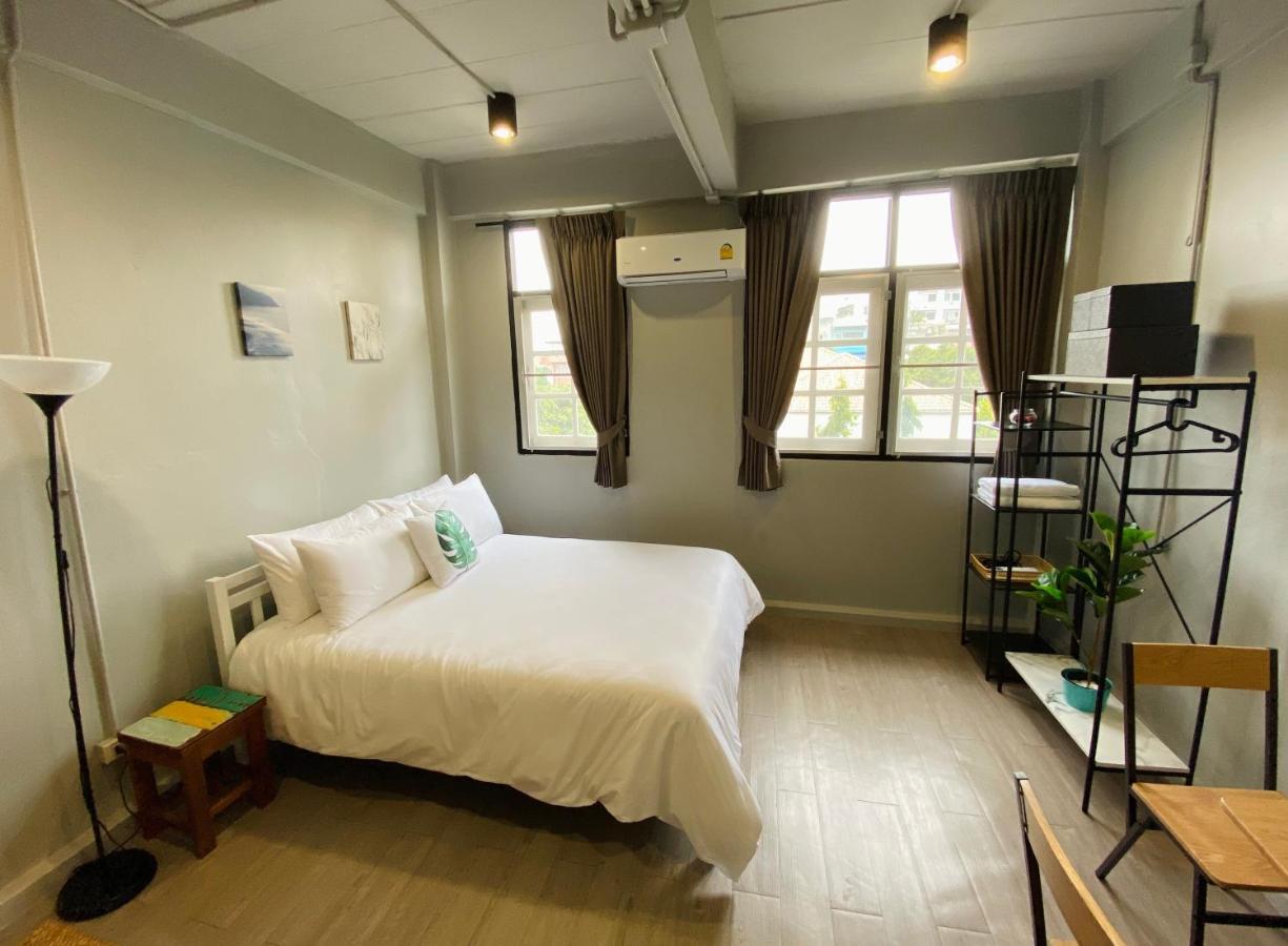 Bangpho Story Hostel Bangkok Bagian luar foto