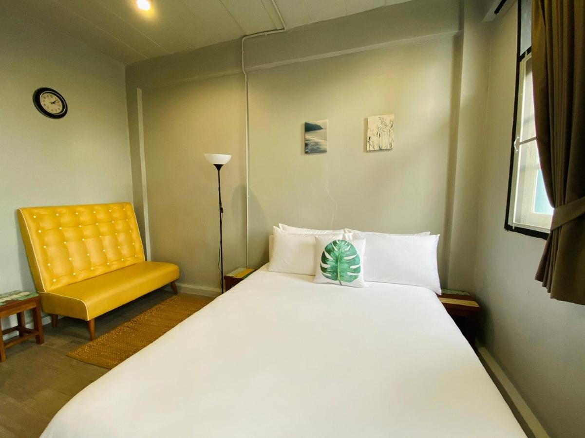 Bangpho Story Hostel Bangkok Bagian luar foto