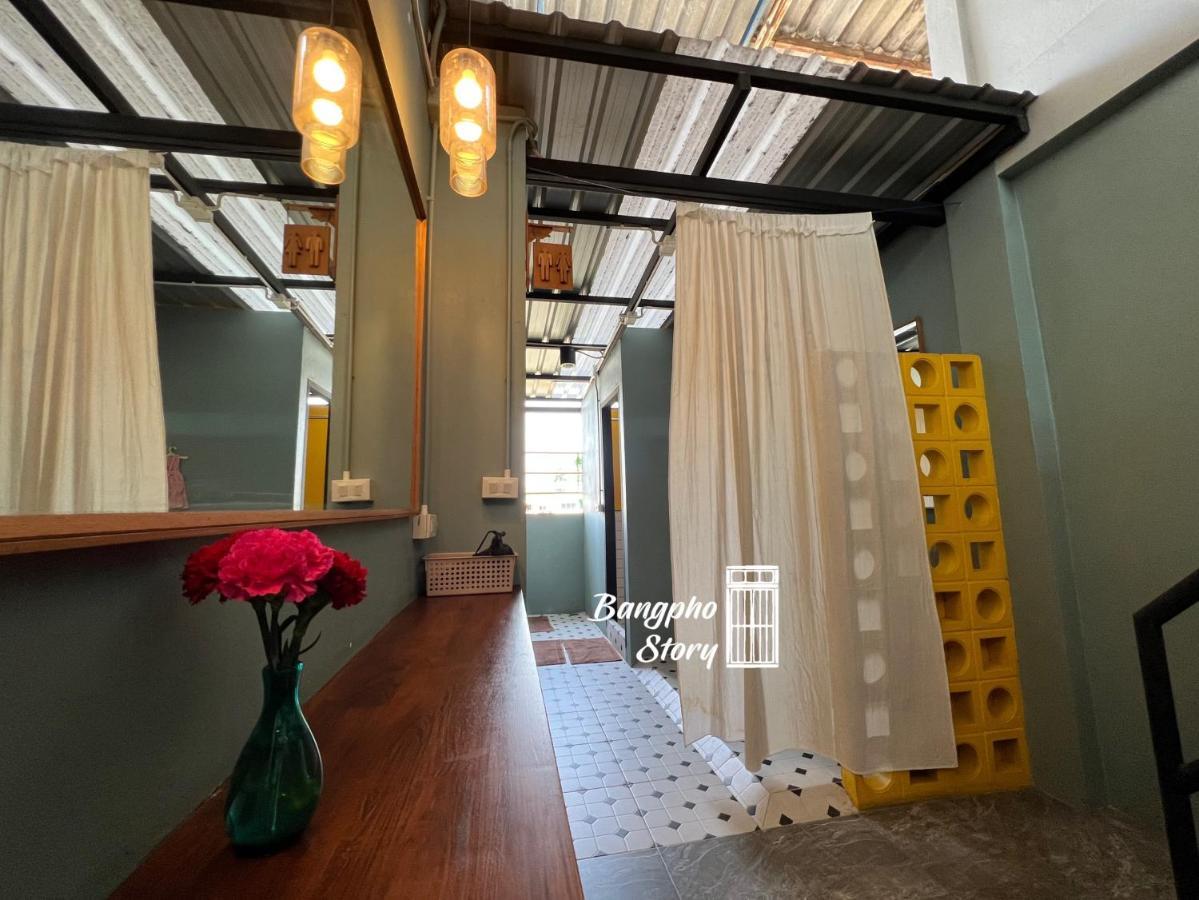 Bangpho Story Hostel Bangkok Bagian luar foto